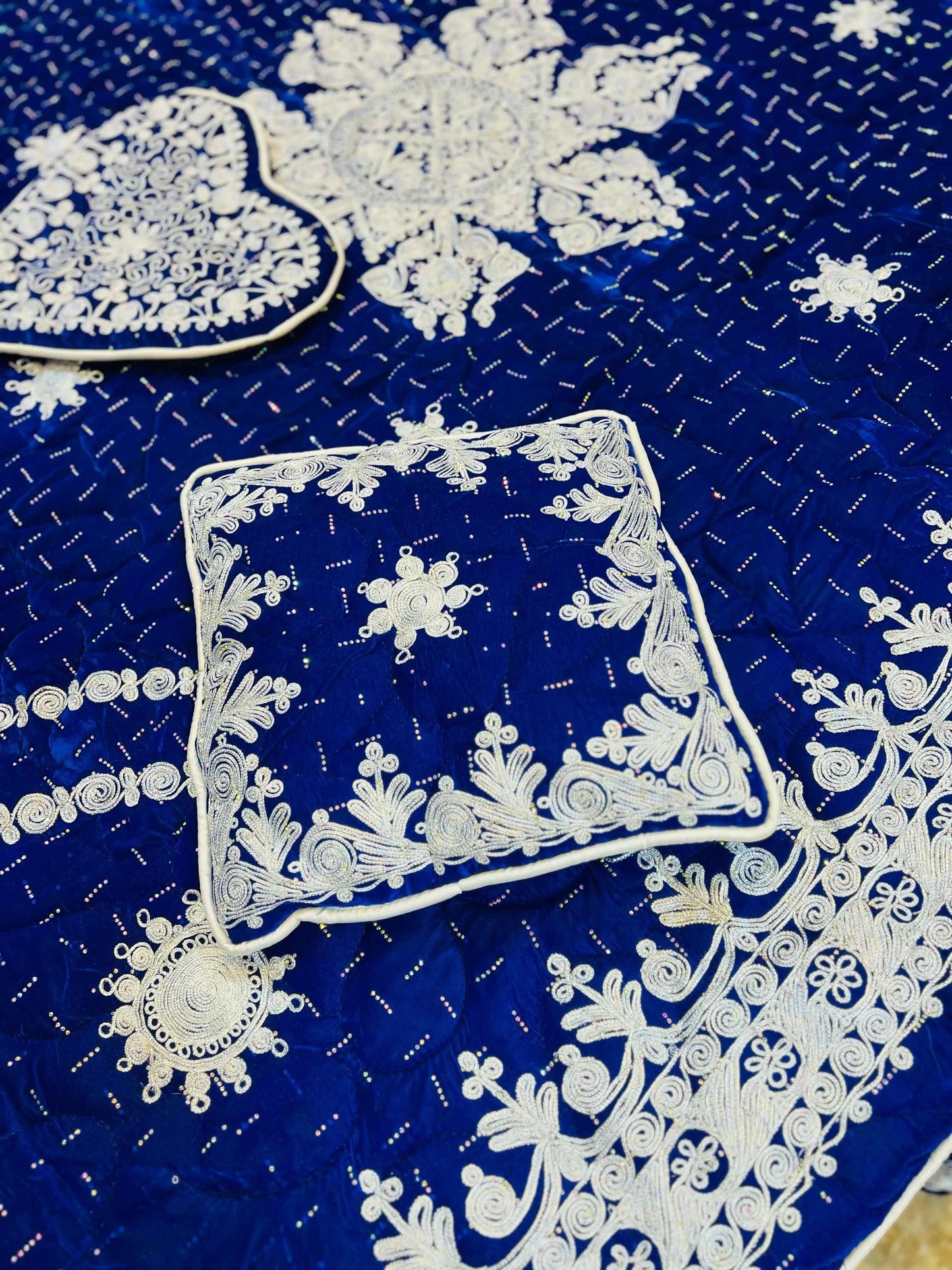 Bedding Layers Royal Blue Bedsheet Set img 04